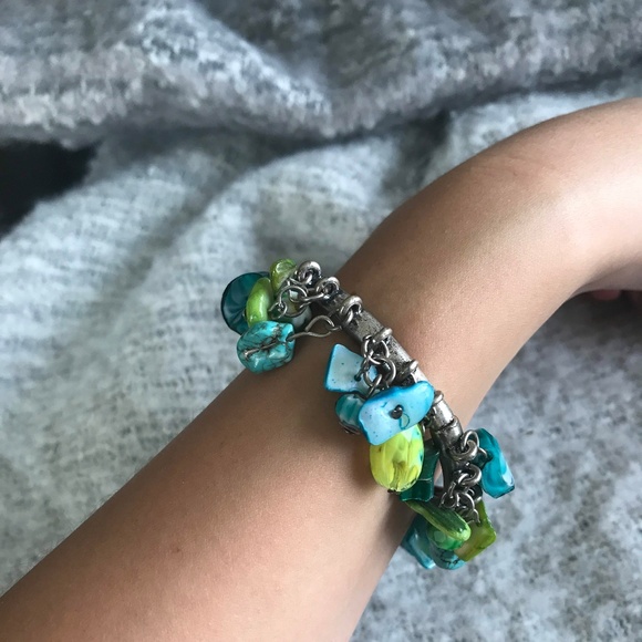 Fun Colorful Bangles in Peach/Coral and Turquoise - Picture 5 of 5